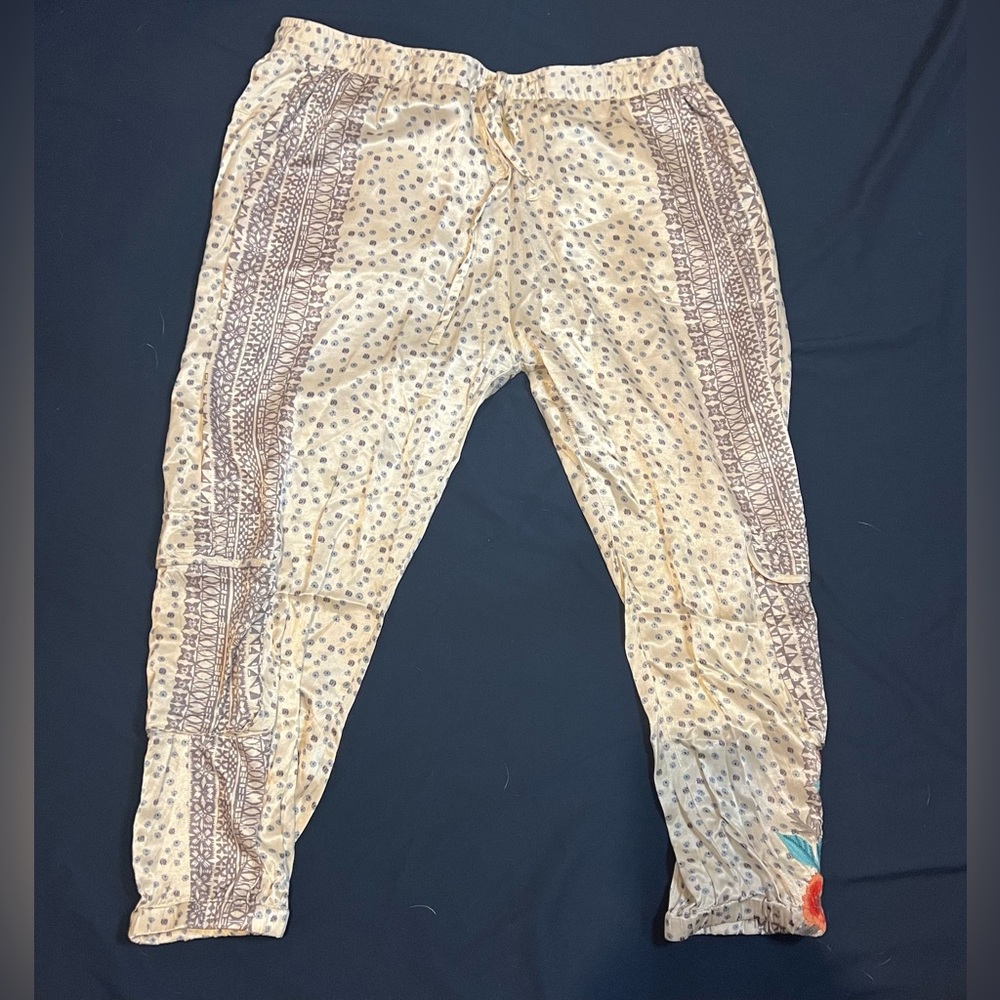 Cream Johnny Was Capri Joggers